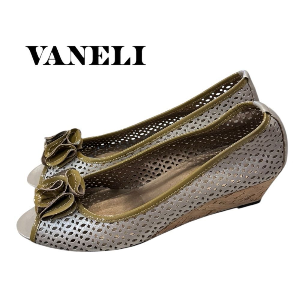 New Vaneli Bernice Sand Nappa Peep Toe Wedges 7 7N